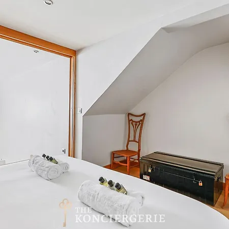 Superbe Loft Lumineux Avec Mezzanine Proche De La Tour Eiffel Apartment Paris